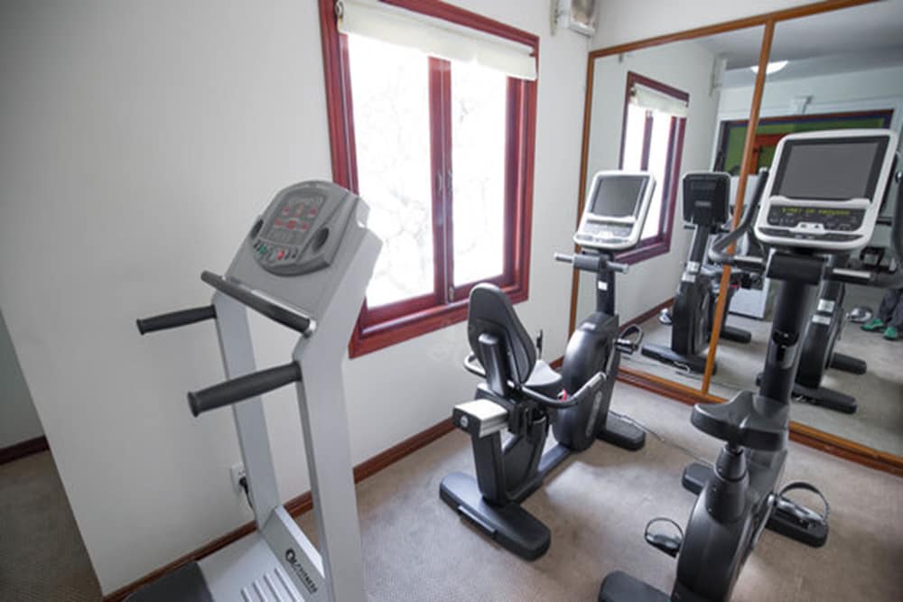 Hotel Continental Saigon, Ho Chi Minh City Hotel Continental Saigon, Ho Chi Minh City