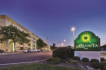 La Quinta Inn Suites Hotels Near Cuyahoga Valley National Park La Quinta Inn Cleveland Airport North 15 7 Miles From Cuyahoga Valley
