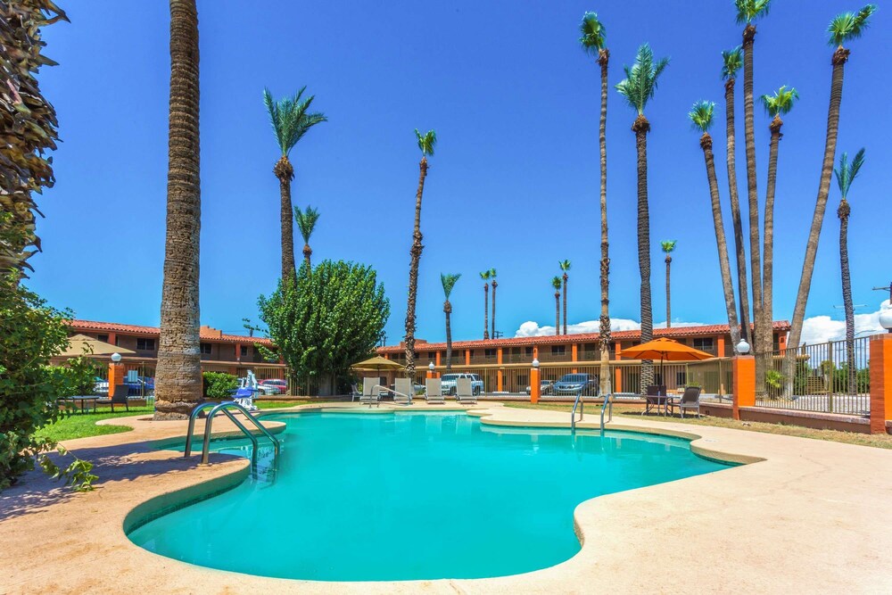 Howard Johnson by Wyndham Phoenix Airport/Downtown Area, Phoenix Howard Johnson by Wyndham Phoenix Airport/Downtown Area, Phoenix