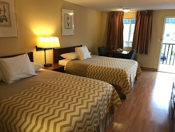 Travelodge Tacoma Near McChord AFB photo