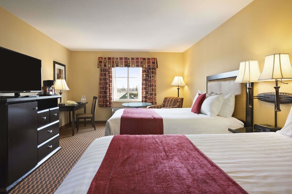 Ramada by Wyndham Surrey/Langley, Surrey Ramada by Wyndham Surrey/Langley, Surrey