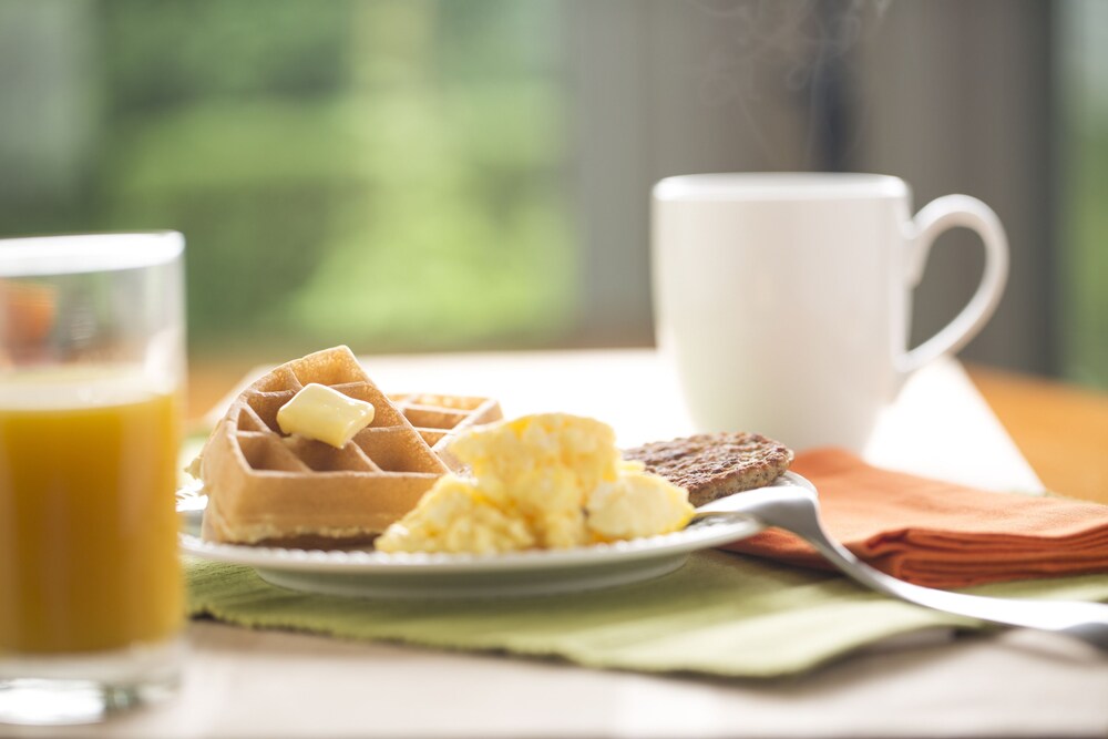 Drury Inn & Suites Westport, Saint Louis Drury Inn & Suites Westport, Saint Louis