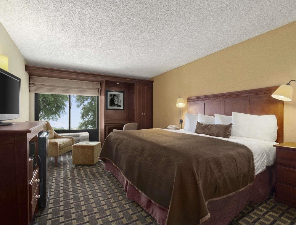 Baymont by Wyndham Lewisville, Dallas Baymont by Wyndham Lewisville, Dallas