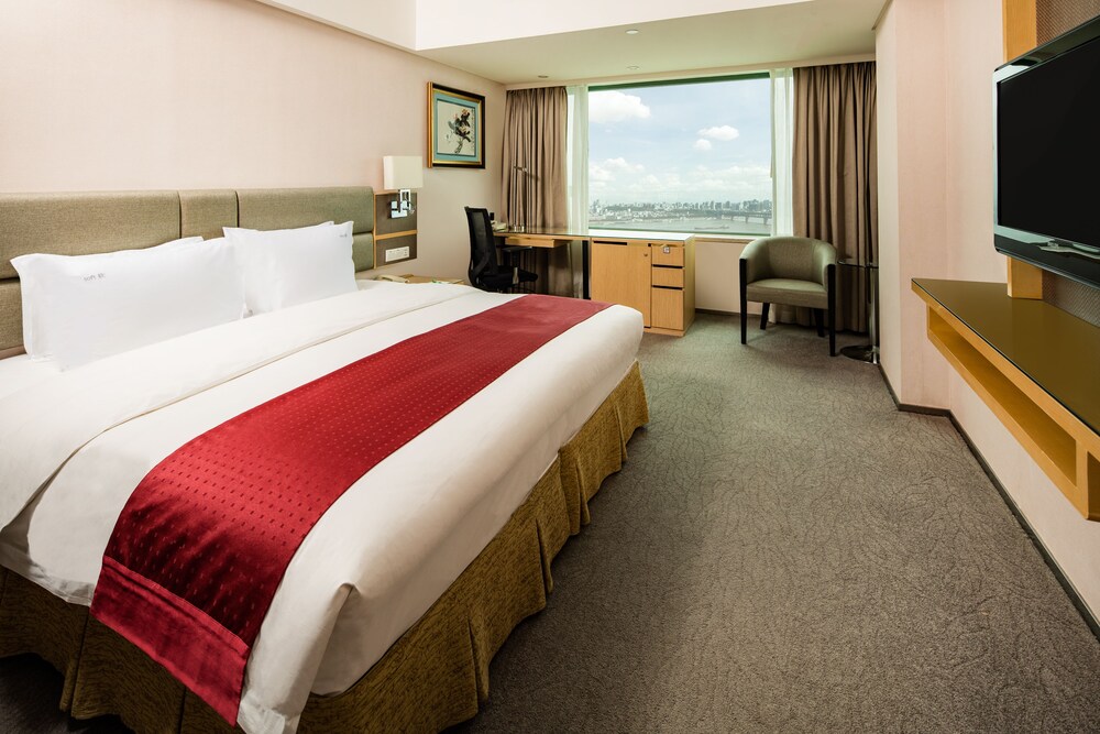 Holiday Inn Riverside Wuhan, Wuhan Holiday Inn Riverside Wuhan, Wuhan