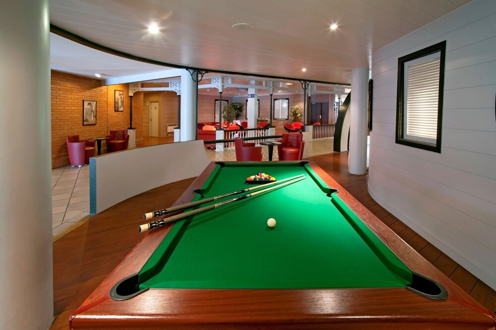 Hotel The Originals Paris Est Golf (ex Qualys-Hotel)