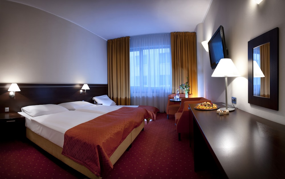 Hotel Tatra, Bratislava Hotel Tatra, Bratislava
