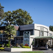 艾爾博斯小屋飯店及會議中心