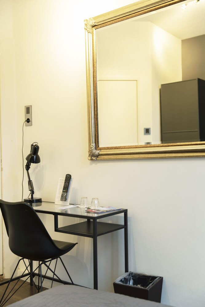 Quentin England Hotel, Amsterdam Quentin England Hotel, Amsterdam