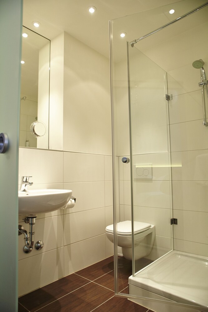 Hotel Prinzregent, Nuremberg Hotel Prinzregent, Nuremberg