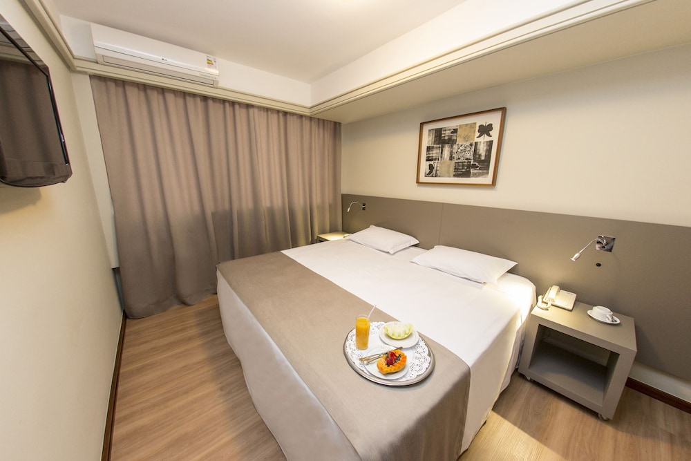 Alta Reggia Plaza Hotel, Curitiba Alta Reggia Plaza Hotel, Curitiba