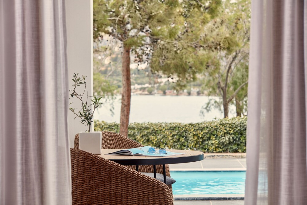 Minos Beach art hotel, Agios Nikolaos Minos Beach art hotel, Agios Nikolaos