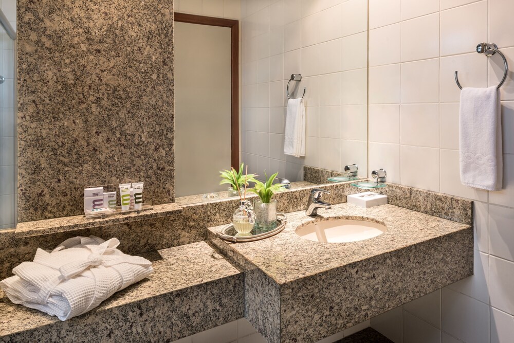 Mercure Belo Horizonte Savassi Hotel, Belo Horizonte Mercure Belo Horizonte Savassi Hotel, Belo Horizonte