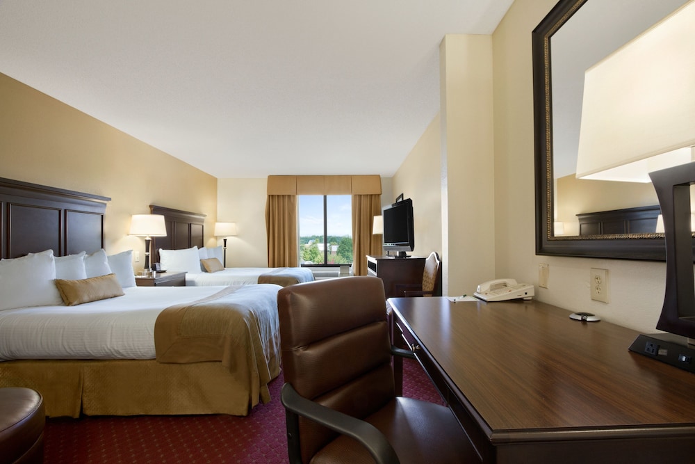 Wingate by Wyndham - Greensboro, Greensboro Wingate by Wyndham - Greensboro, Greensboro