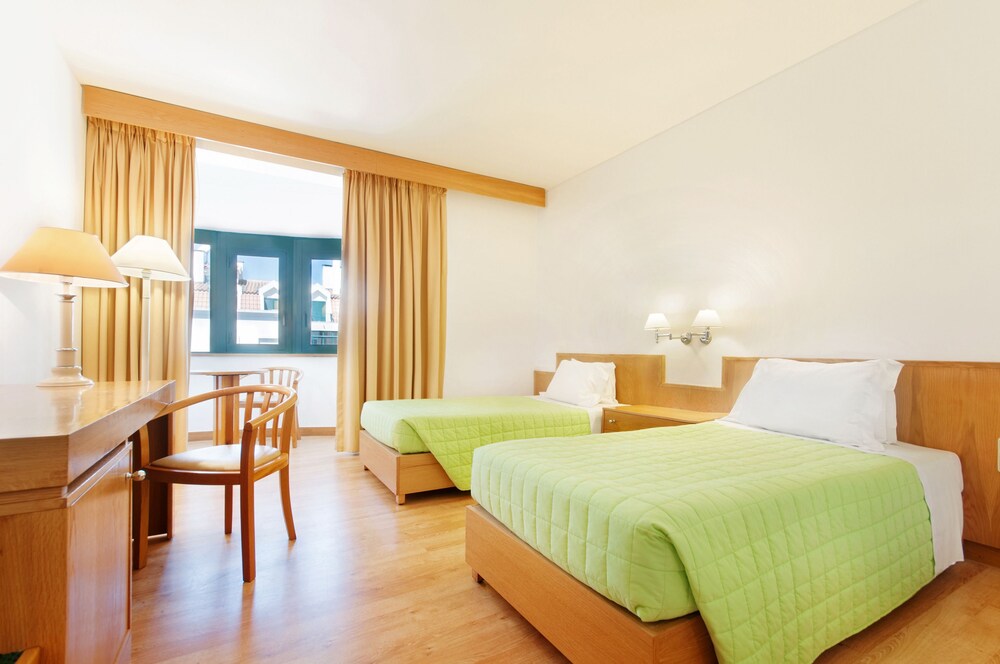TRYP Lisboa Montijo Parque Hotel, Lisbon TRYP Lisboa Montijo Parque Hotel, Lisbon