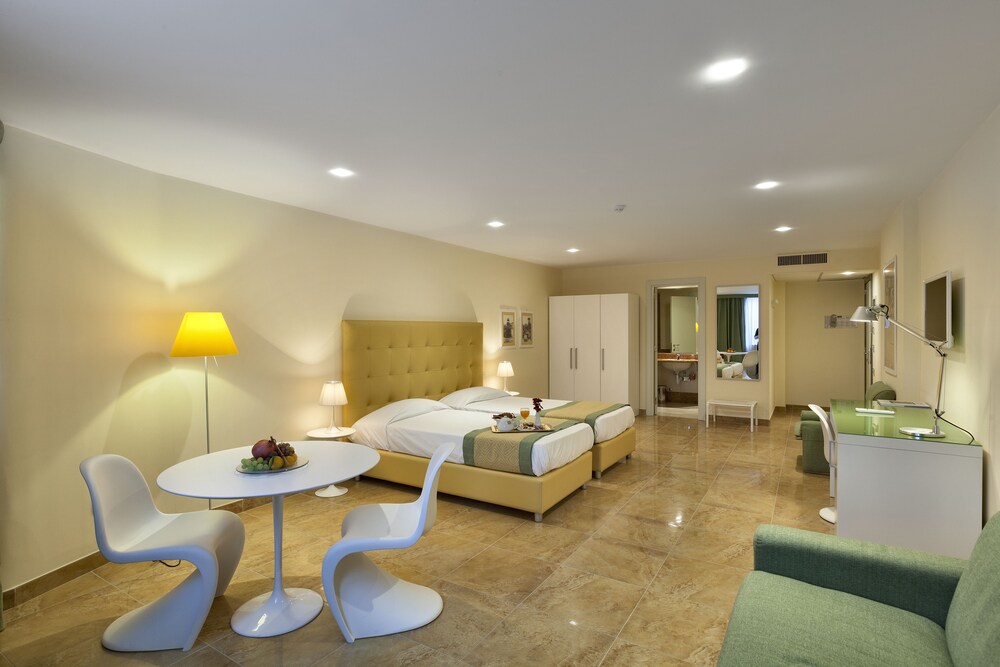 Mercure Villa Romanazzi Carducci Bari, Bari Mercure Villa Romanazzi Carducci Bari, Bari