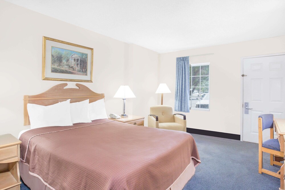 Howard Johnson by Wyndham Staunton, Staunton Howard Johnson by Wyndham Staunton, Staunton