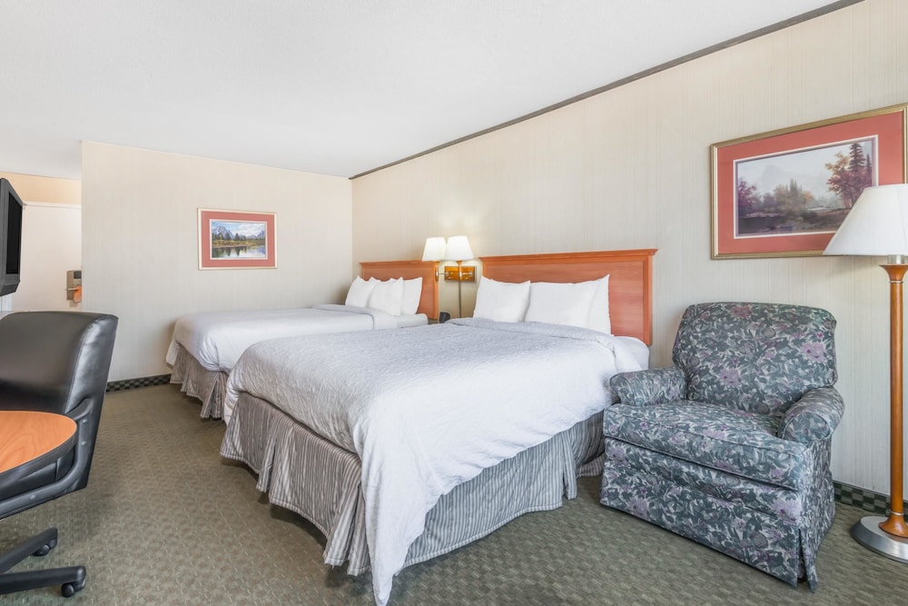 Howard Johnson by Wyndham Gillette, Gillette Howard Johnson by Wyndham Gillette, Gillette