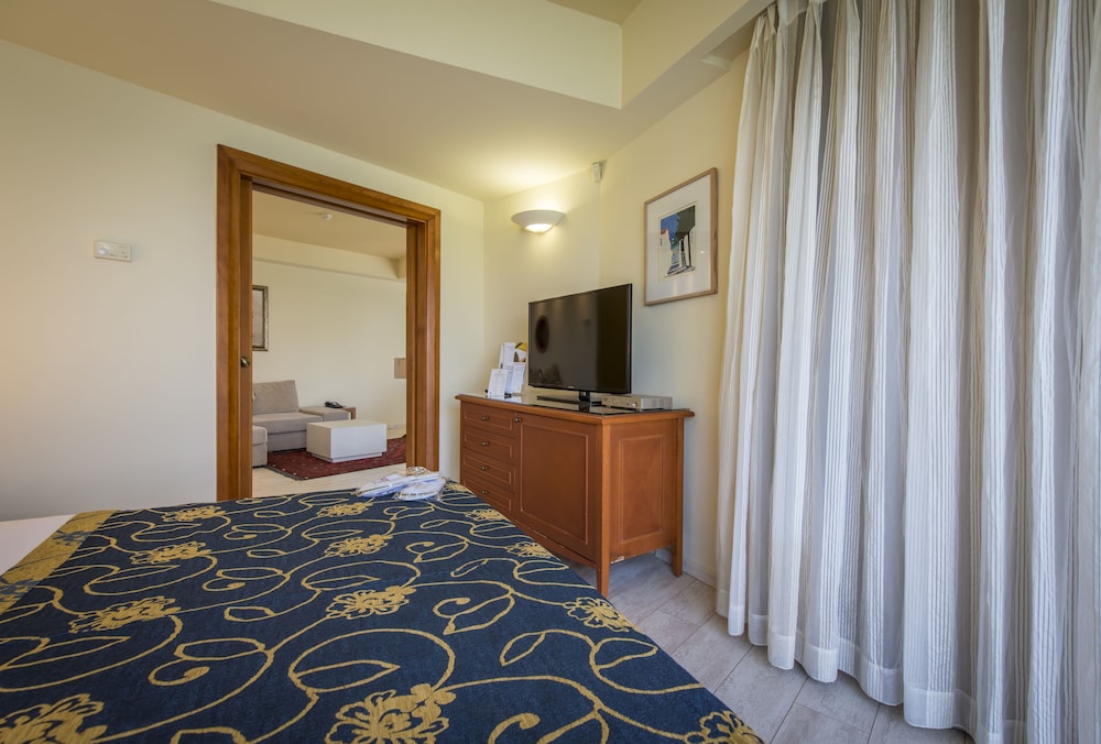 Rimonim Galei Kinnereth Hotel, Tiberias Rimonim Galei Kinnereth Hotel, Tiberias