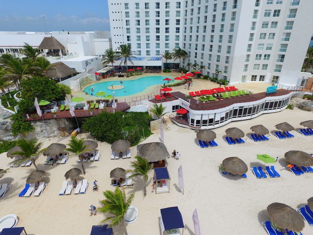 Sunset Royal Beach Resort - All Inclusive, Cancun Sunset Royal Beach Resort - All Inclusive, Cancun