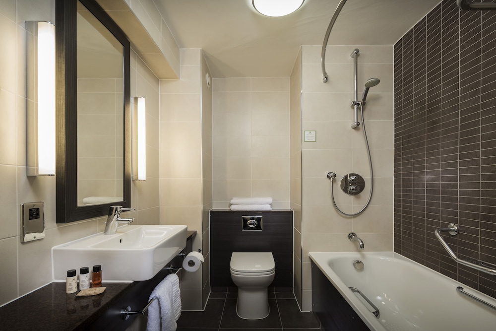 Holiday Inn London Gatwick - Worth, London Gatwick Holiday Inn London Gatwick - Worth, London Gatwick
