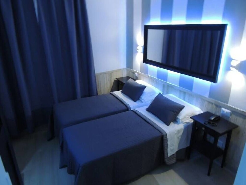 Hotel Center 1&2 Hotel Center 1&2