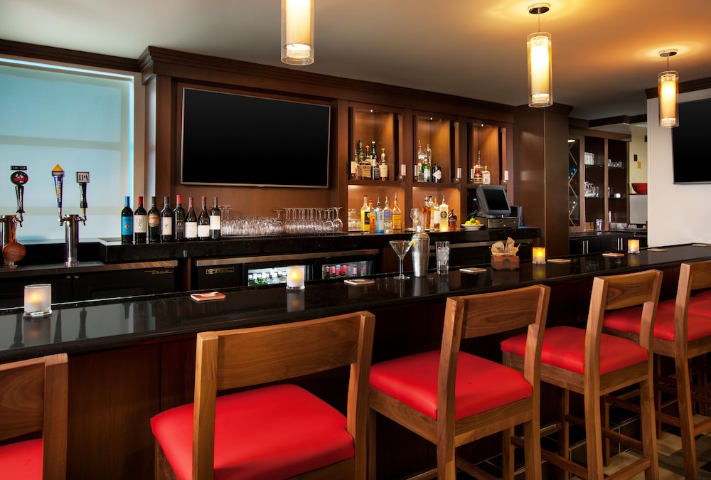 Four Points by Sheraton Hotel & Suites San Francisco Airport, San Francisco Four Points by Sheraton Hotel & Suites San Francisco Airport, San Francisco