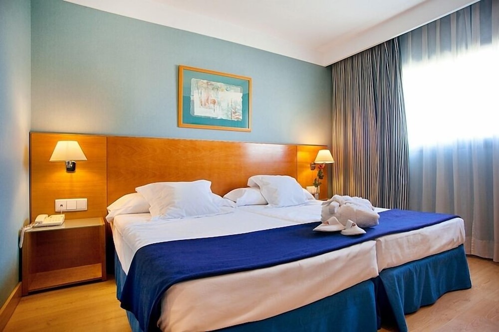 Globales de los Reyes Hotel, Madrid Globales de los Reyes Hotel, Madrid