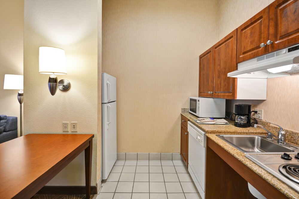 Homewood Suites by Hilton Oakland-Waterfront, Oakland Homewood Suites by Hilton Oakland-Waterfront, Oakland