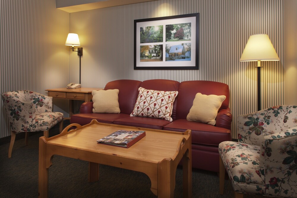 Woodlands Hotel & Suites - A Colonial Williamsburg Hotel, Williamsburg Woodlands Hotel & Suites - A Colonial Williamsburg Hotel, Williamsburg