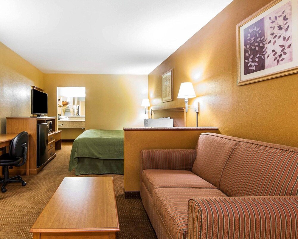 Quality Inn & Suites, Cartersville Quality Inn & Suites, Cartersville