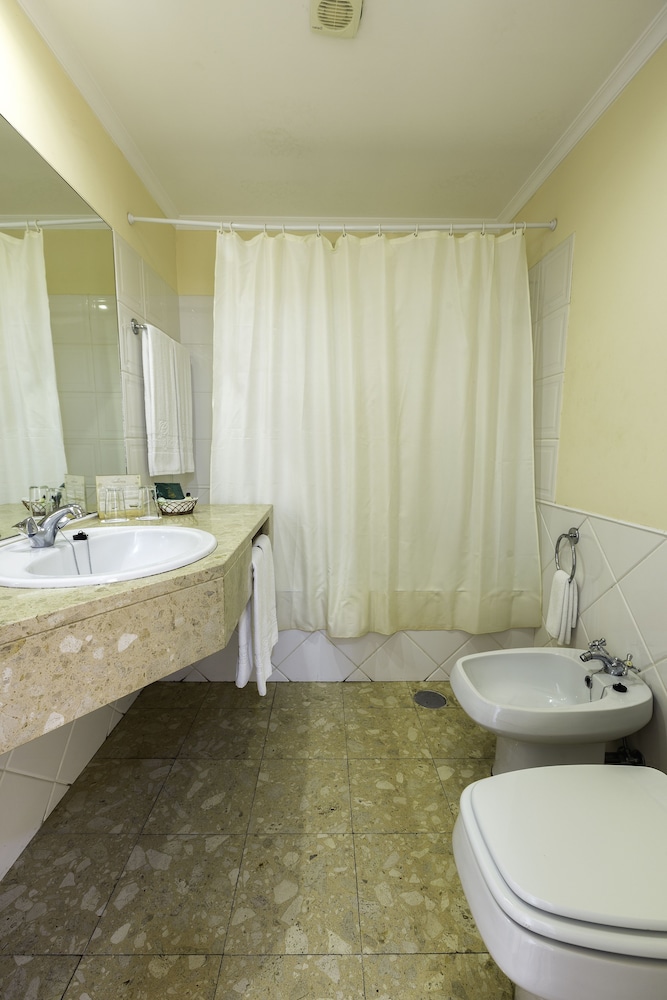 Quinta Perestrello Heritage Hotel, Madeira Quinta Perestrello Heritage Hotel, Madeira