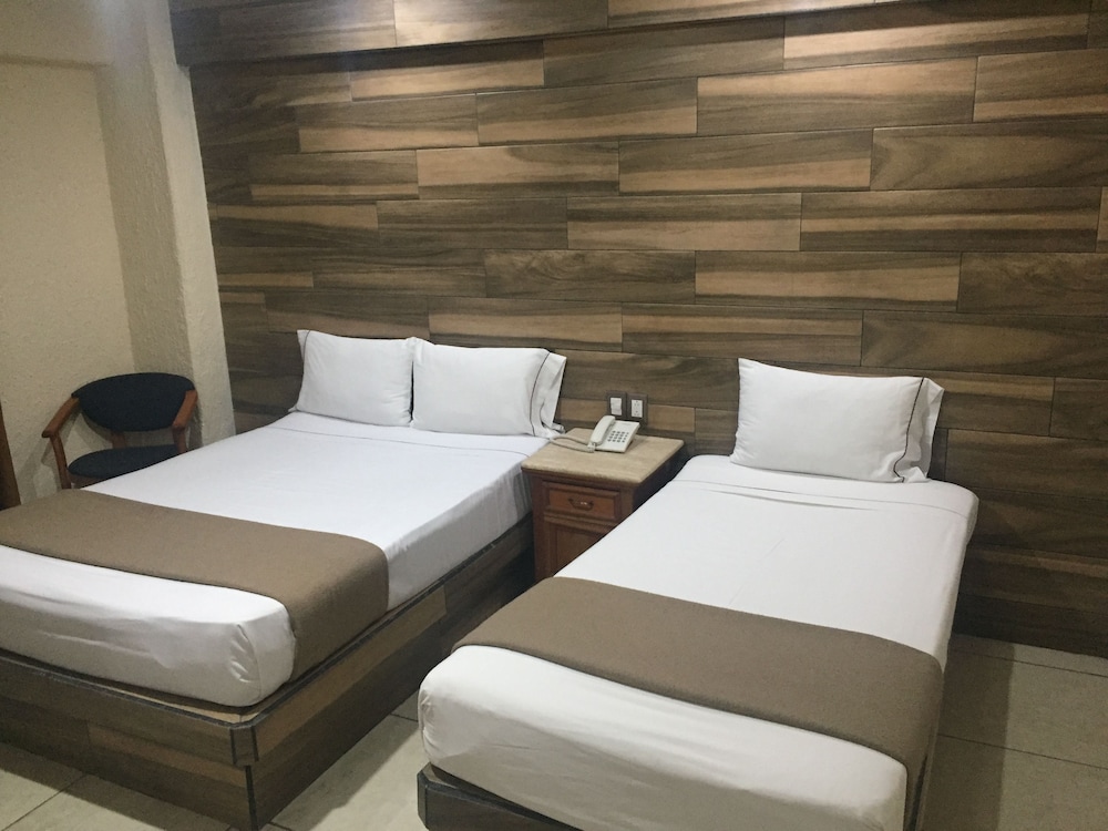 Hotel Santiago de Compostela, Guadalajara Hotel Santiago de Compostela, Guadalajara