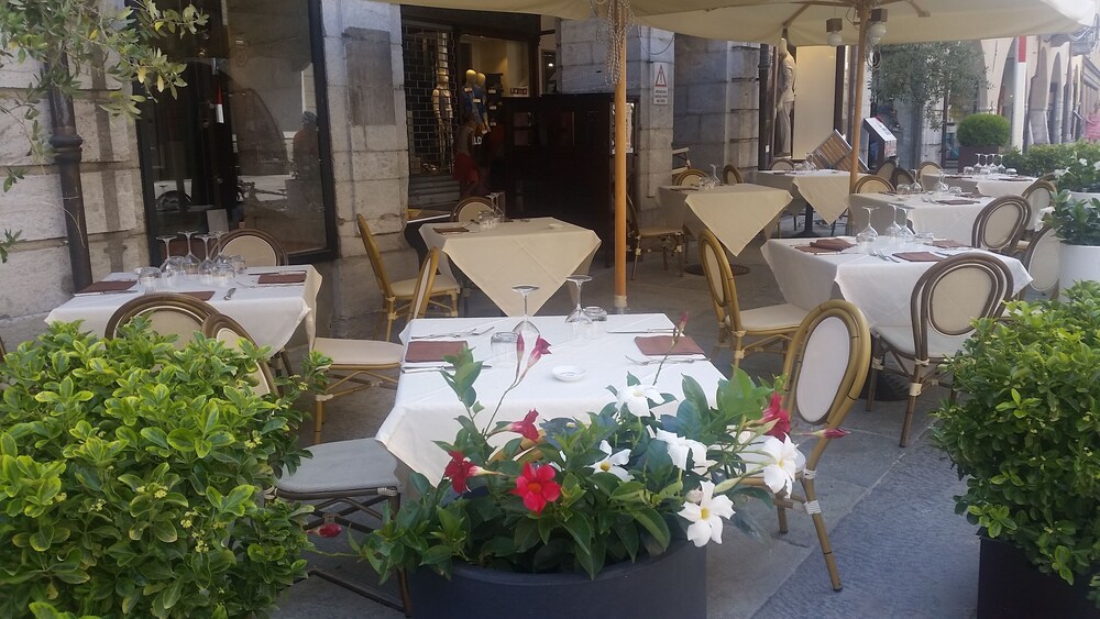 Hotel Palazzo Lovera, Cuneo Hotel Palazzo Lovera, Cuneo