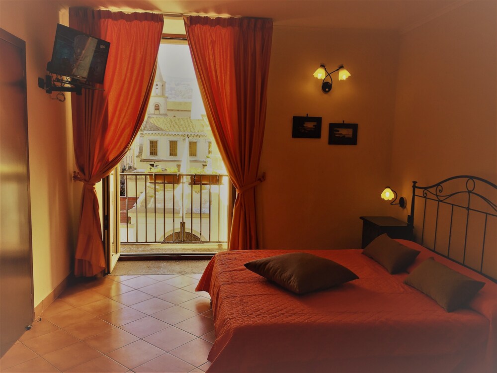 Hotel Neapolis, Naples Hotel Neapolis, Naples