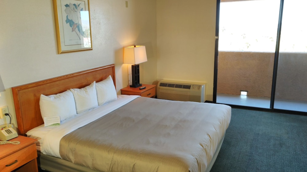 Island Inn Hotel, Lake Havasu City Island Inn Hotel, Lake Havasu City