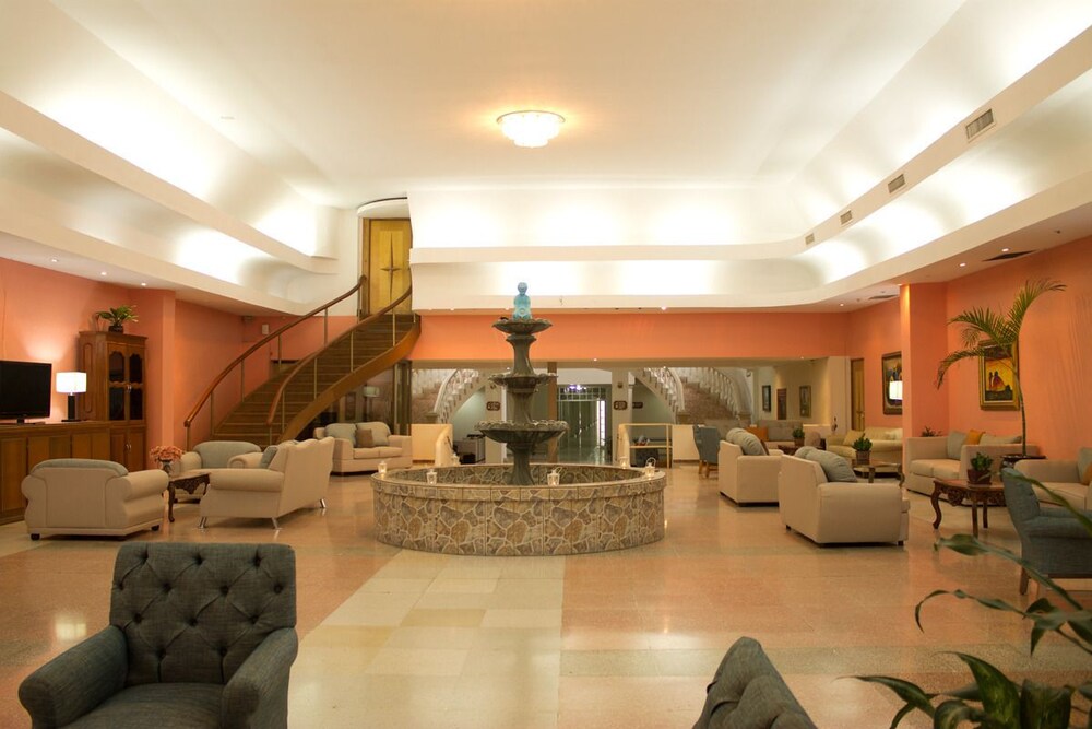 Hotel Las Cumbres & Water Park, Panama City Hotel Las Cumbres & Water Park, Panama City