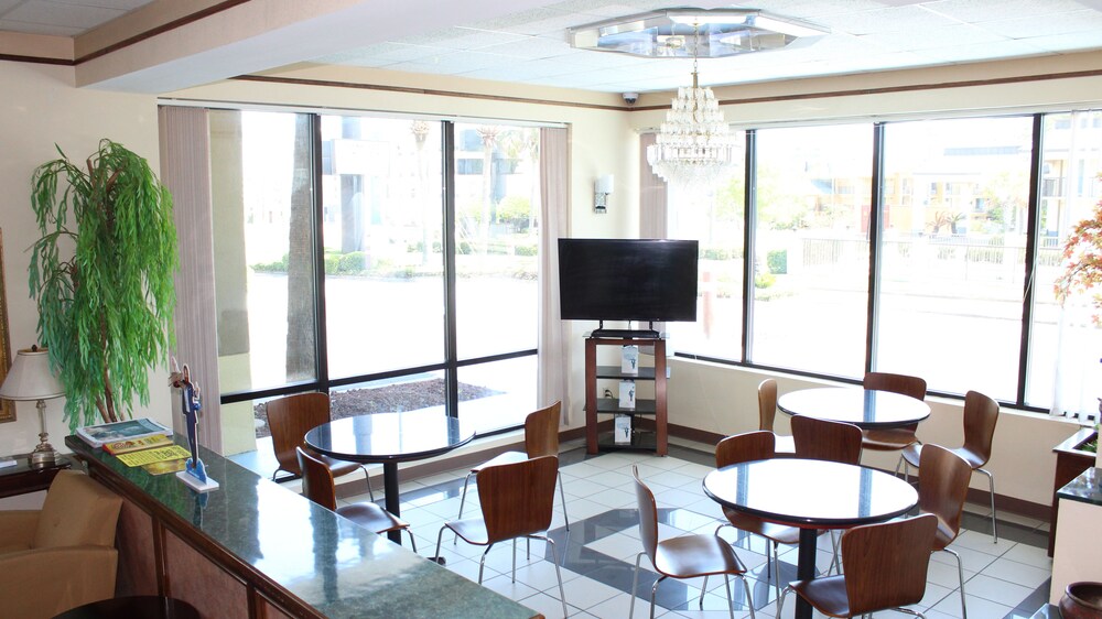 Super 8 by Wyndham Mobile/Tillmans Corner, Mobile Super 8 by Wyndham Mobile/Tillmans Corner, Mobile