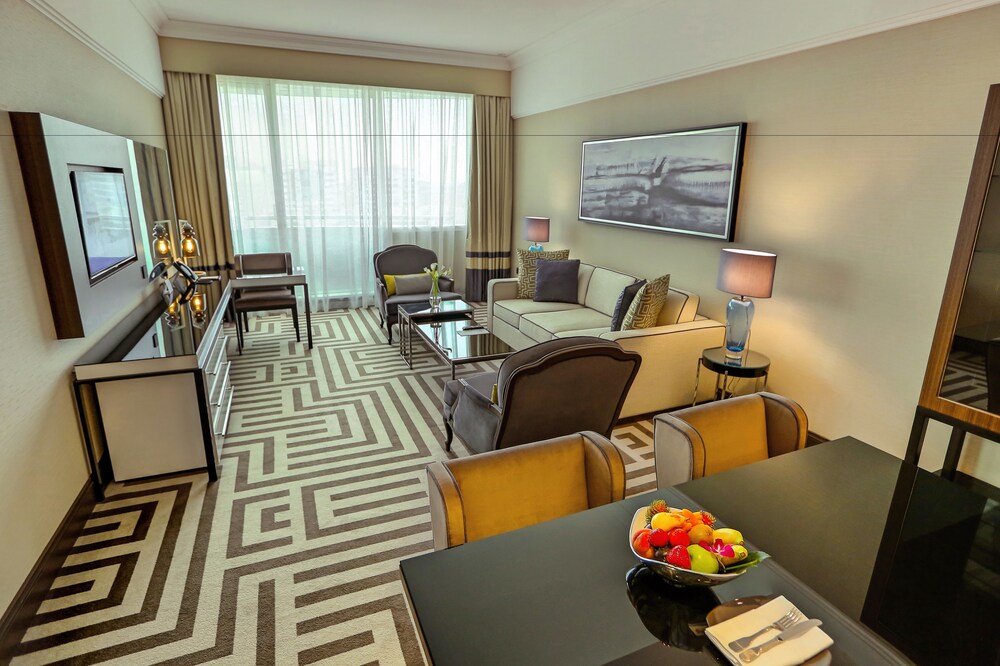 Related Hotel Image