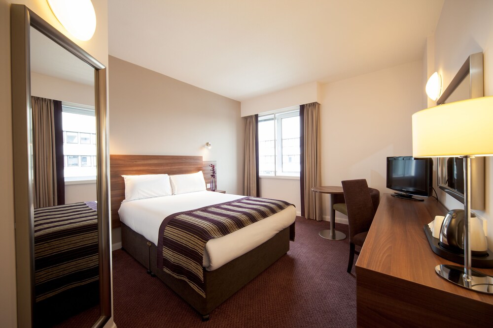 Jurys Inn Newcastle, Newcastle-upon-Tyne Jurys Inn Newcastle, Newcastle-upon-Tyne