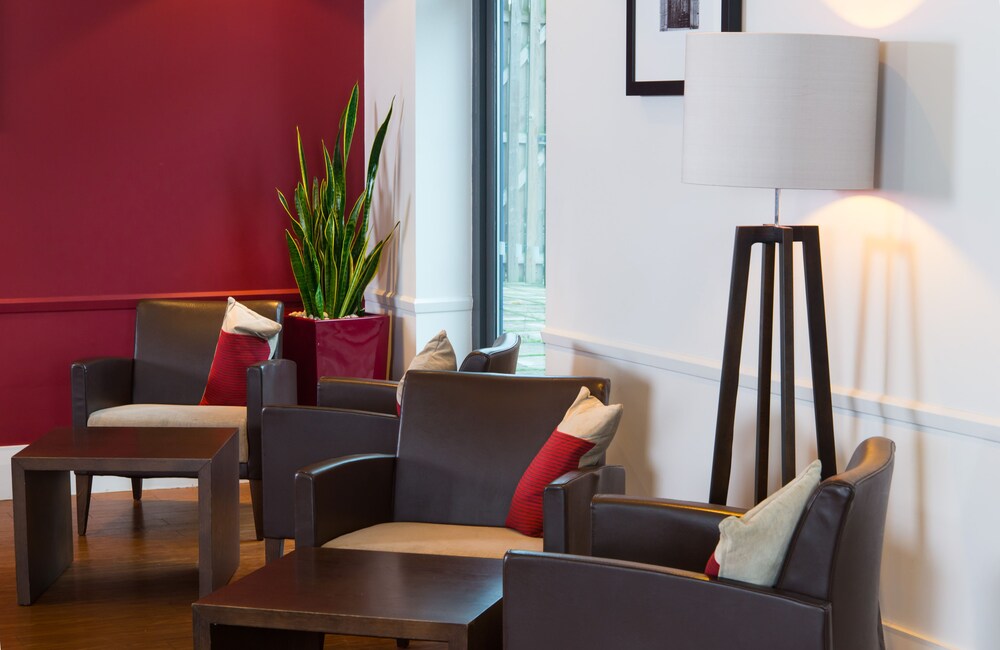 Holiday Inn Express Droitwich M5, Jct 5, Birmingham Holiday Inn Express Droitwich M5, Jct 5, Birmingham