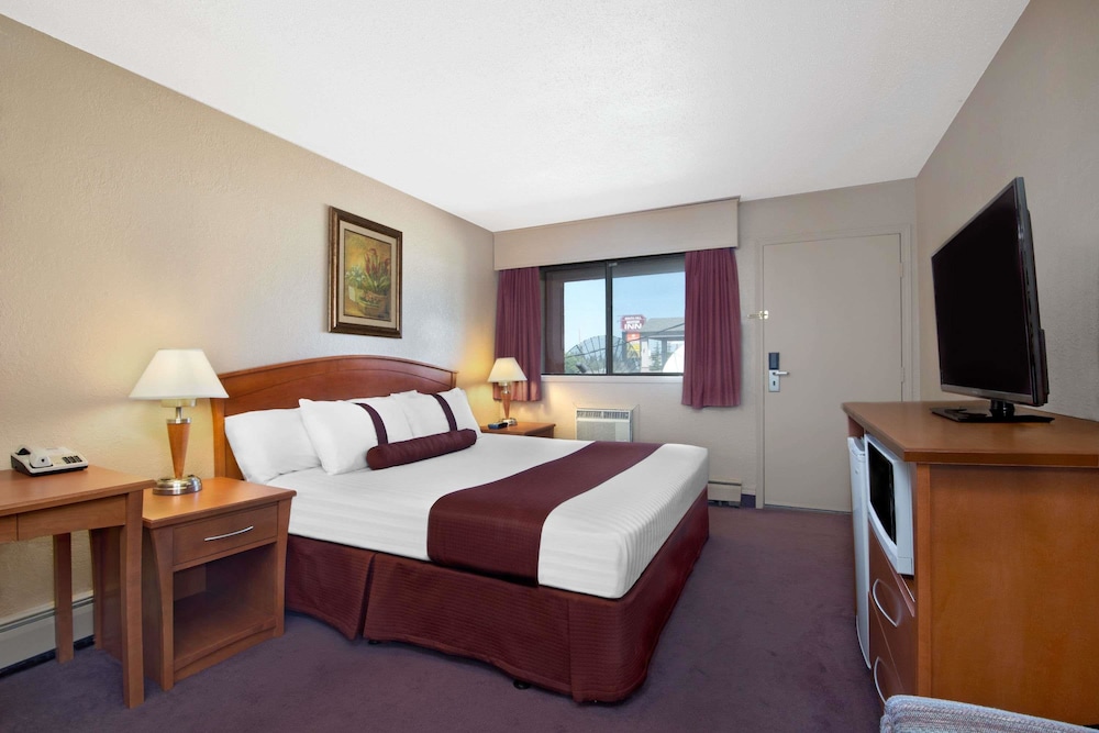 Howard Johnson by Wyndham Red Deer, Red Deer Howard Johnson by Wyndham Red Deer, Red Deer