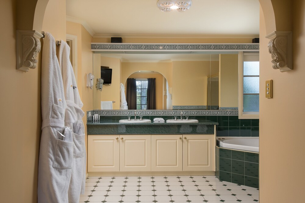 Country Club Villas, Launceston Country Club Villas, Launceston