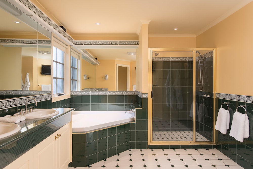 Country Club Villas, Launceston Country Club Villas, Launceston