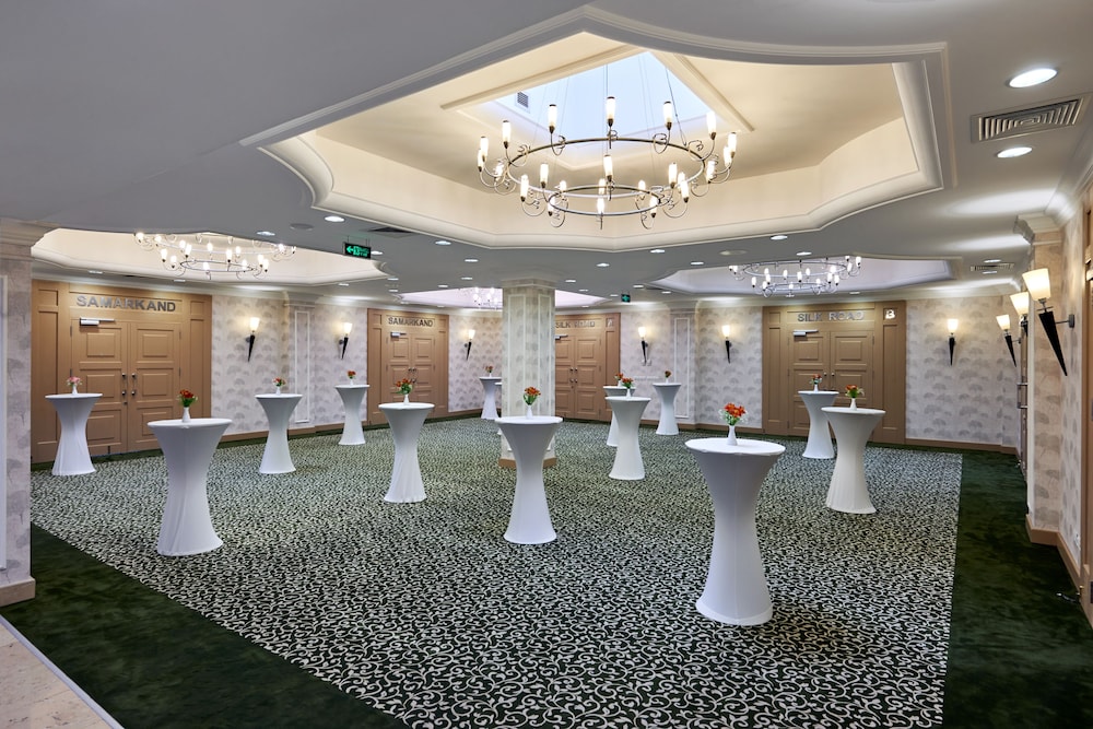 Wyndham Tashkent, Tashkent Wyndham Tashkent, Tashkent