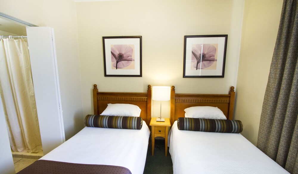 Budget Inn Patricia Hotel, Vancouver Budget Inn Patricia Hotel, Vancouver