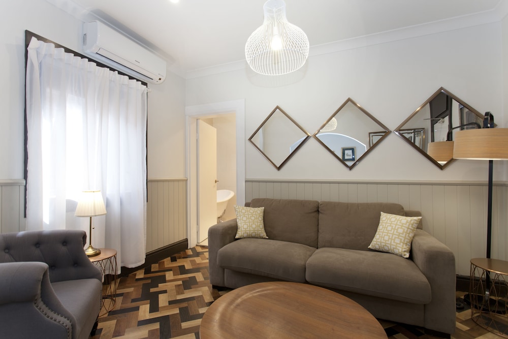 Cremorne Point Manor, Sydney Cremorne Point Manor, Sydney