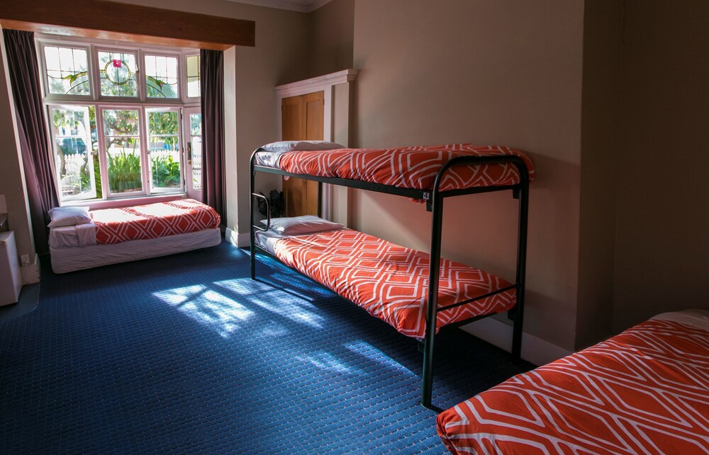 Kiwis Nest - Hostel, Dunedin Kiwis Nest - Hostel, Dunedin