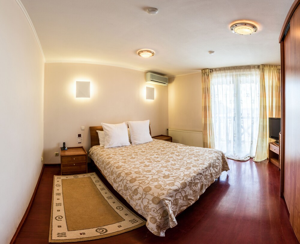 Bartolomeo Best River Resort, Dnipropetrovsk Bartolomeo Best River Resort, Dnipropetrovsk