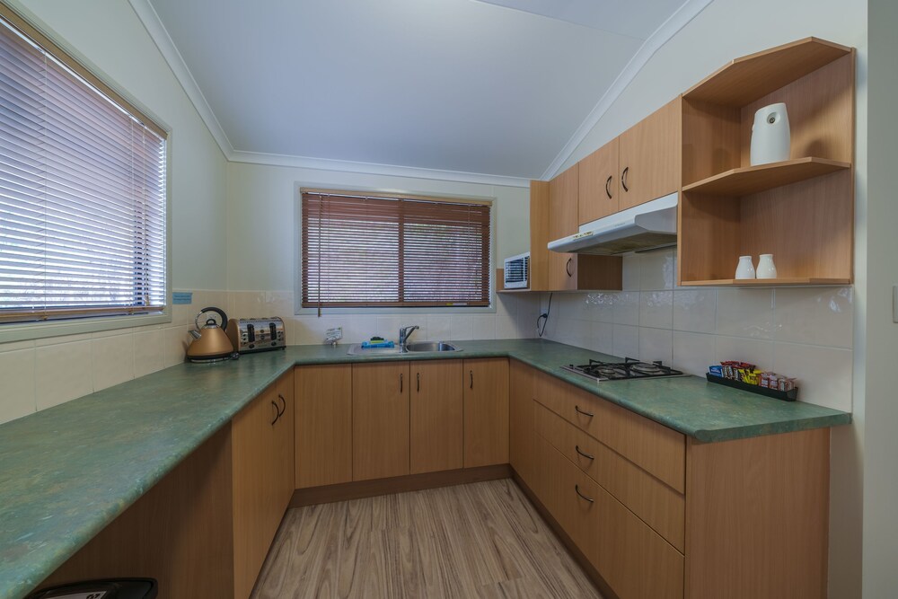 Capricorn Caves - Caravan Park, Rockhampton Capricorn Caves - Caravan Park, Rockhampton