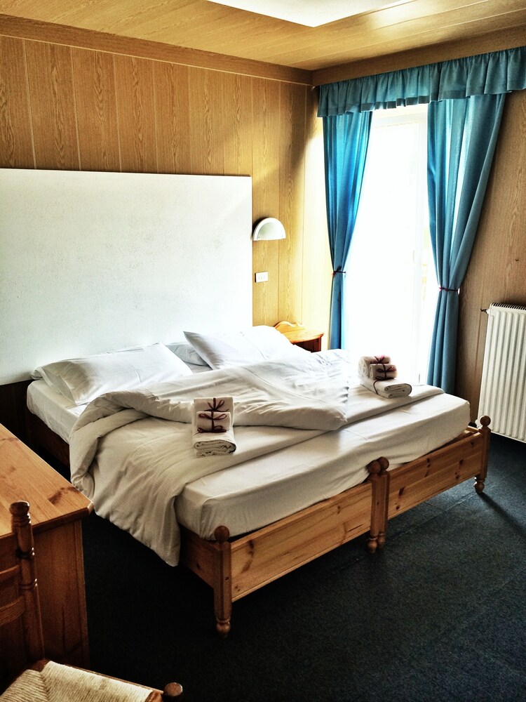 Hotel Latemar, Bolzano Hotel Latemar, Bolzano